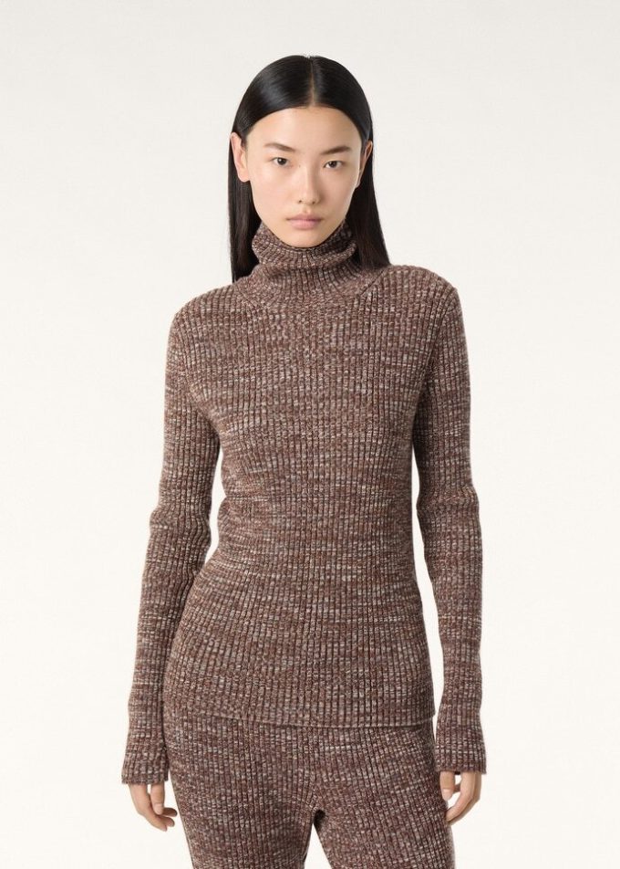 Banff Turtleneck