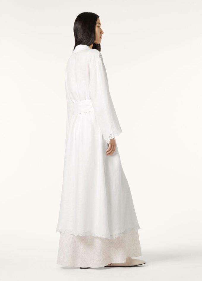 Braxton Robe