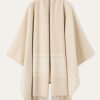 Daisy Cape