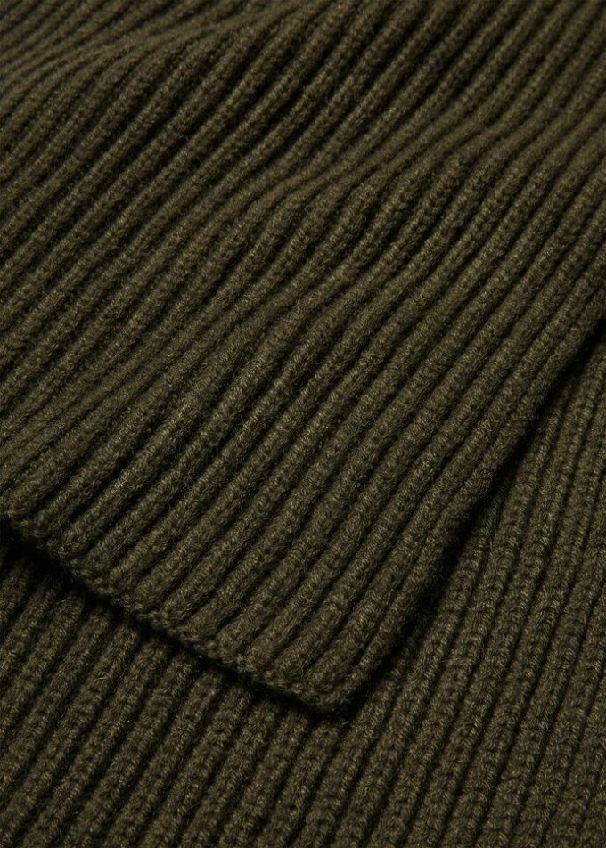 English Scarf