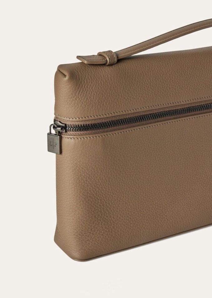 Extra Pouch L29