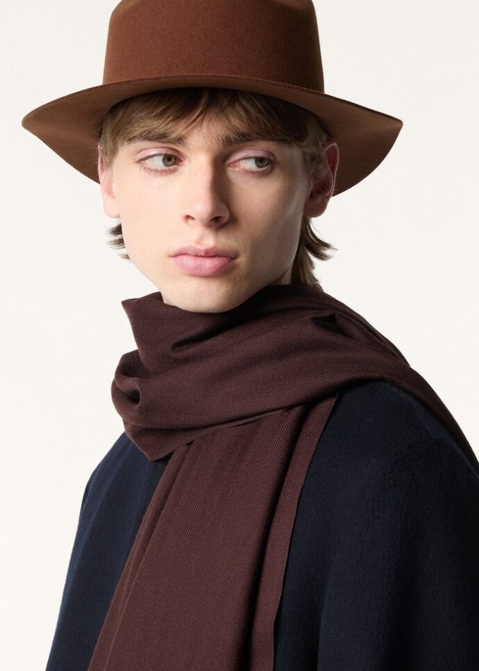 Hallet Scarf