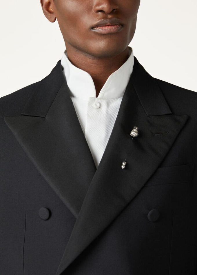 International Suit