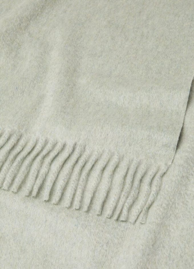 Loro Scarf