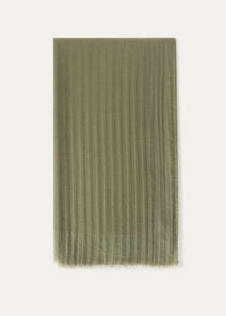 Maxi Crest Stole