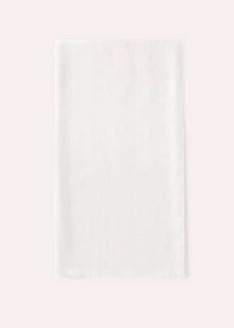 Maxi Crest Stole
