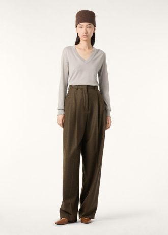 New Piuma V-Neck