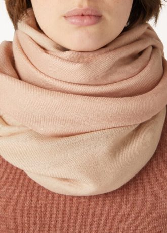 Opposite Duo Scarf