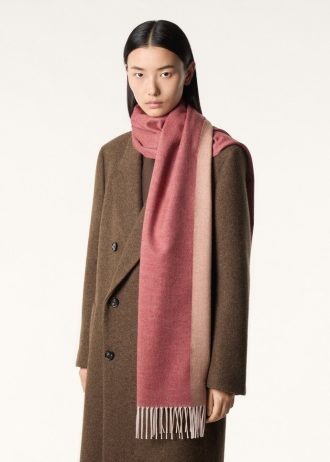 Two-Tone Scarf